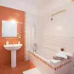 Apartment With Parking Space - 21070 *
